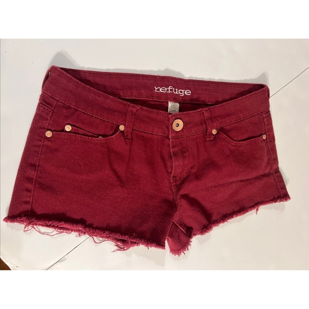 Women's size 4 Refuge shorts burgundy‎ denim (2418)